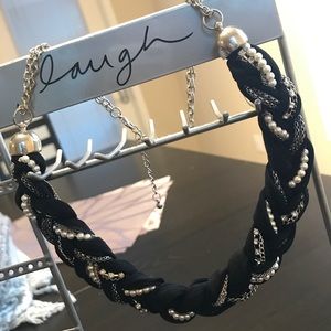 Braided fabric and chain necklace in black, silver